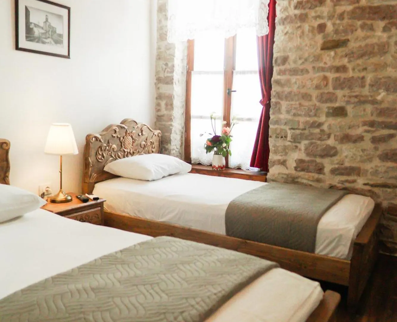 *** Hotel 4 Rooms 1940 Gjirokaster Albania